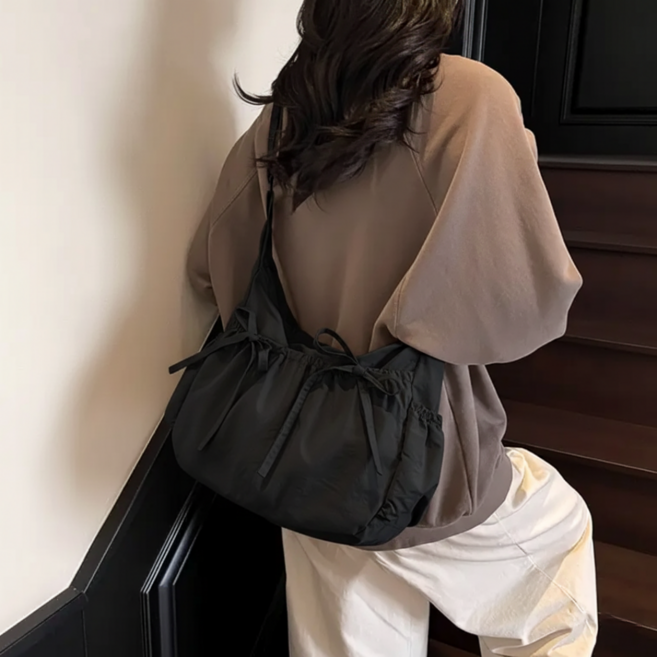 가벼운 대용량 나일론 스트링 크로스백 보부상 가방