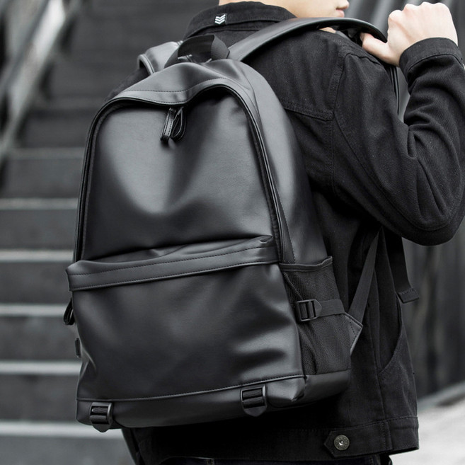 지디오 남성 가죽 백팩 대용량 14인치 노트북