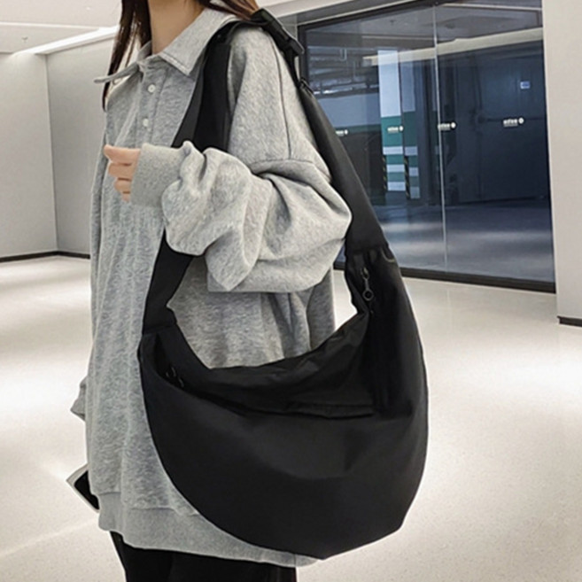 보슈 남자 여자 반달 크로스백 메신저백 하프문 가방 에코백 B1-4