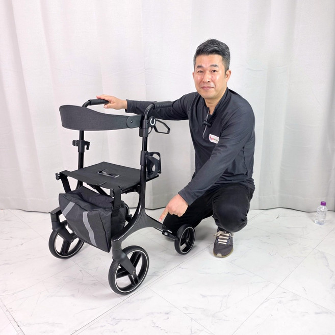 카본 실버카 할머니보행기 고급 ActiveFree OP5 노인 가벼운 어르신유모차 보행보조기 고급형 롤레이터 장기요양등급 복지용구, 요양등급 본인부담금 6%