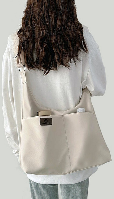 미쓰백 투포켓 텀블러 2컬러 호보 숄더백 데일리 쇼퍼백 나일론 크로스백 경량 보부상 운동 가방