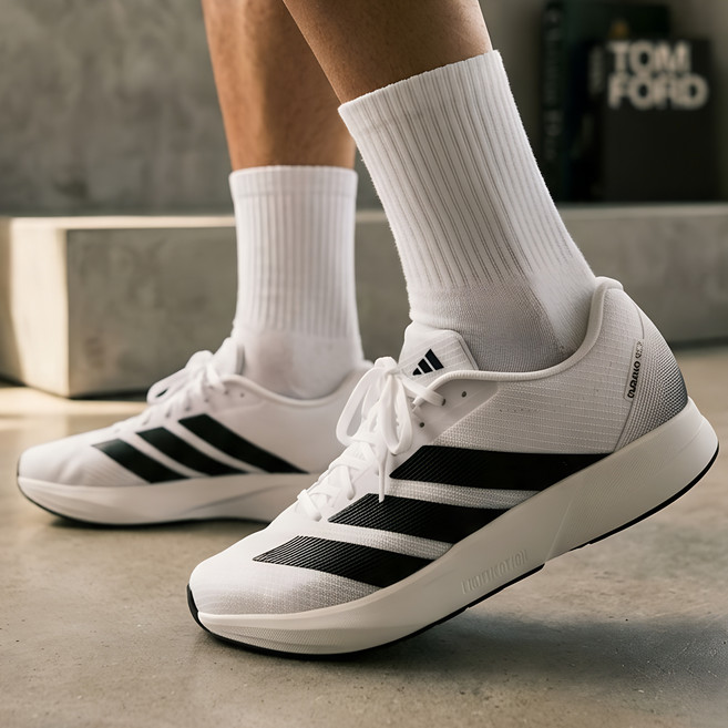 아디다스 러닝화 헬스 러닝 트레이닝 남녀공용 운동화 런닝화 (PO짐쌕 지급)