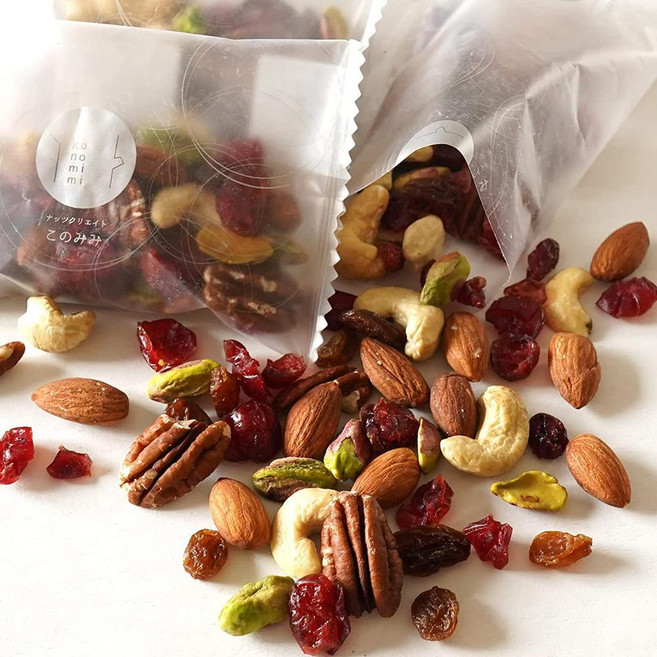 Nuts Create Komi 일본직구 명품 트레일 믹스 건포도 크랜베리 견과류 6종 소분 개별 포장 말린 과일 무염, 사이즈