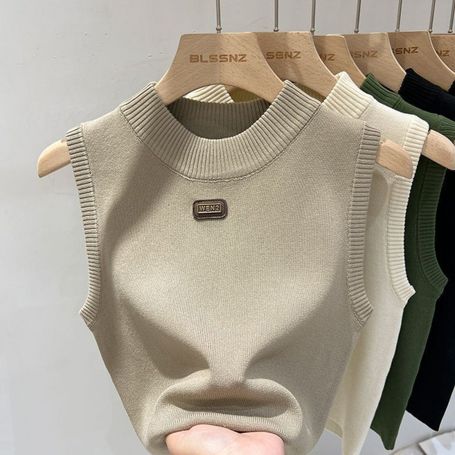 ROYALBELLE 여성 슬림핏 쇼트핏 반폴라 단색 나시 민소매 이너 니트 나시 J081312