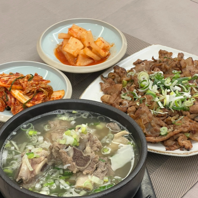 집에서도 밖에서도 즐길 수있는 든든한 보양식 갈비탕1kg 밀키트 (조선본갈비), 1kg, 1개
