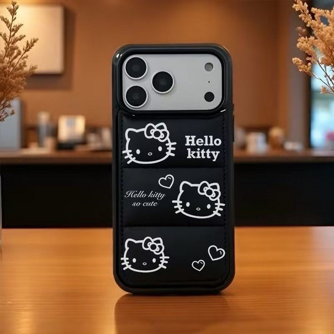 블랙큐티 키티 아이폰17프로케이스 패딩 쿠션 엠보