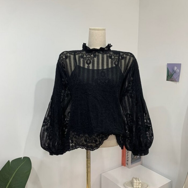 씨샵인더룸 [브리치] / 토라 자수 레이스 프릴 퍼프 소매 블라우스 끈나시 티셔츠 세트 2color C