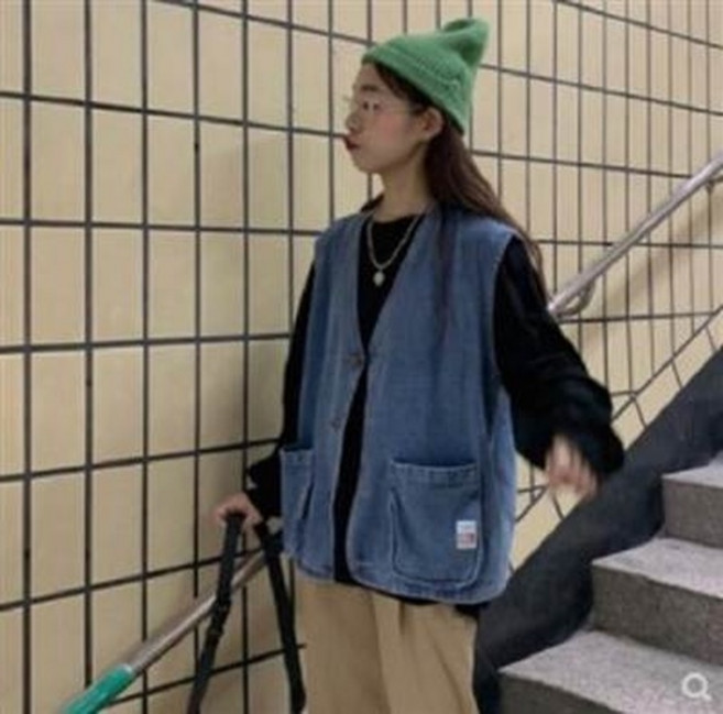 牛仔背心
