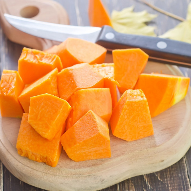 간편하고 편리한 손질 늙은호박, 3개, 300g