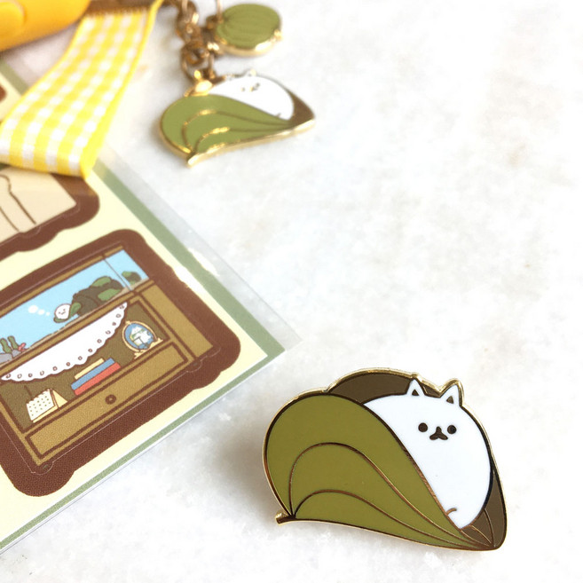 고양이 가방 브로치 메탈 금속 냥이 망개떡이냥 금속뱃지