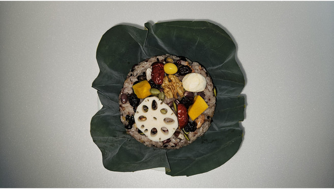 예솜이네 맛있는 12가지 잡곡 찹쌀 연잎밥 240g 15개 +1개더 영양만점 건강한 맛으로 승부하는 진천군 향토 음식 경영대회 대상 받은 연잎밥