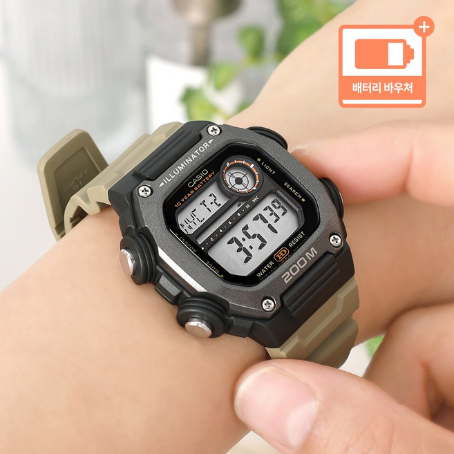 카시오 남성 스퀘어 군인 군용 방수 디지털 시계 + 배터리 바우처
