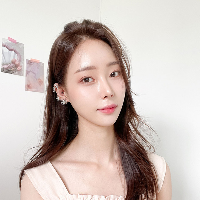 큐빅 플라워 윈드 이어커프