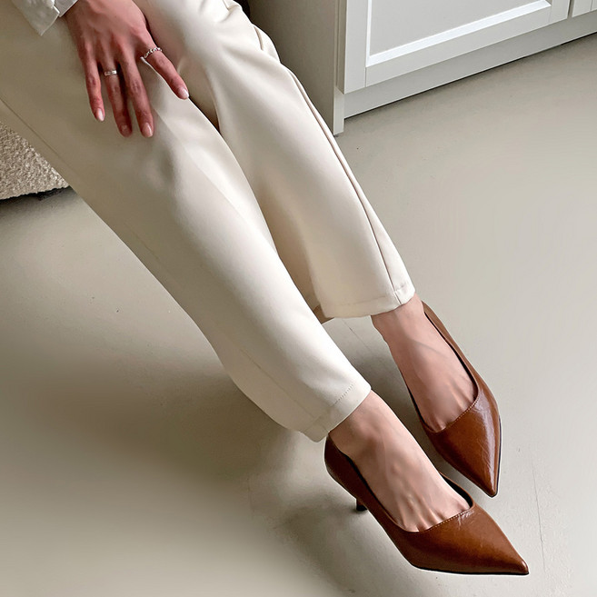 플라틴베이지 스틸레토 힐 펌프스 여성 구두 미들굽 (발편한/키튼힐/빈티지)