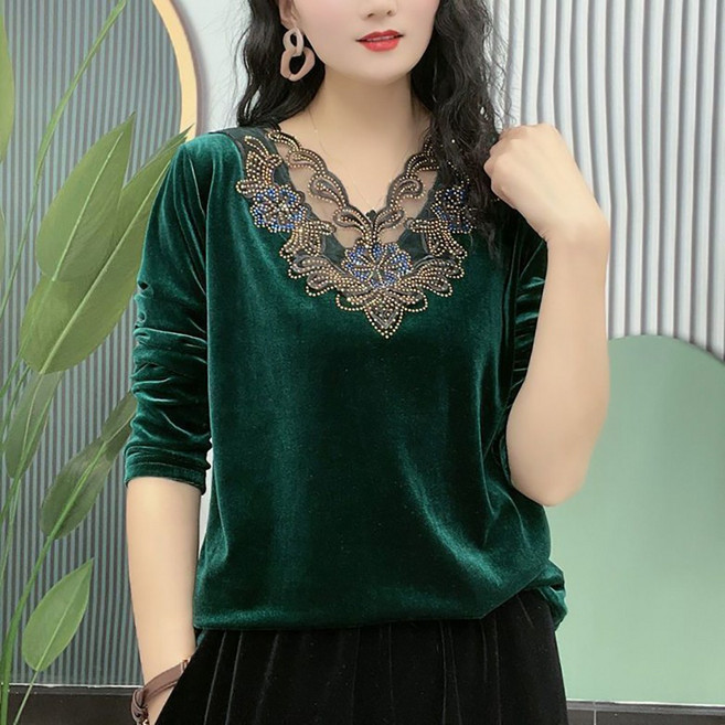 ROYALBELLE 여성 고급스러운 벨벳 긴팔 티셔츠 대형 사이즈 패션 브이넥 크리스탈 디테일 F0111910