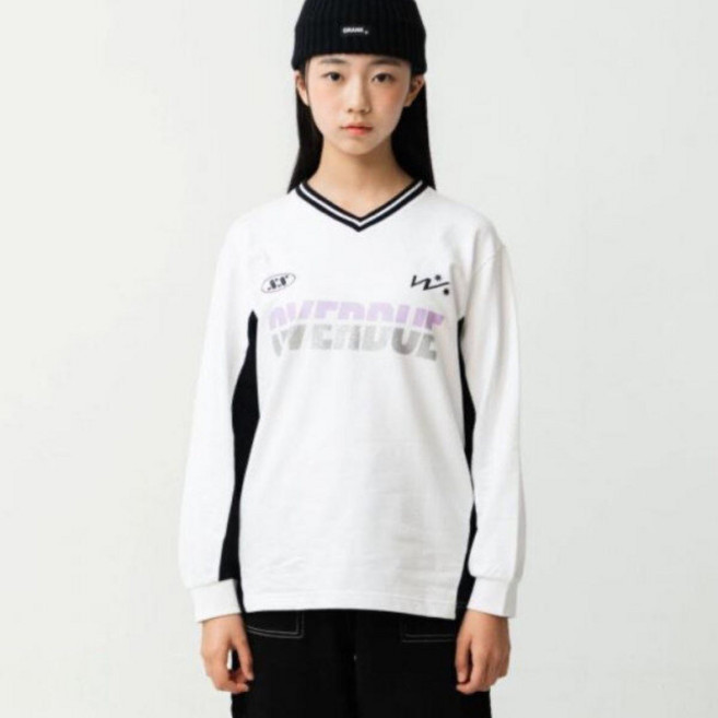 더데이걸 TGMA24105 브이넥 스포티 박시 티_IC