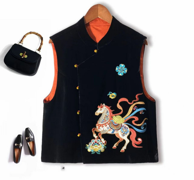 2026早春新款新中式國風女裝本命年重工刺繡真絲絨坎肩馬甲上衣