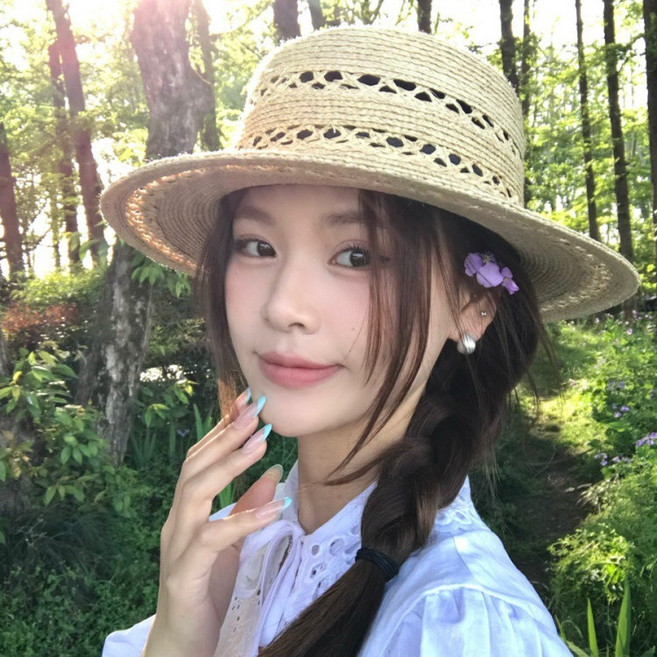 草帽遮陽帽海邊沙灘帽女夏季新款鏤空拉菲草帽子平頂高階感防曬