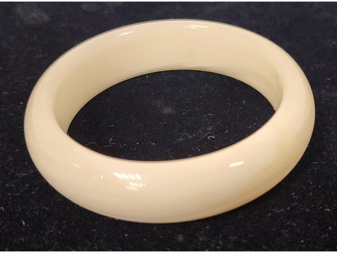 玉化硨磲手鐲 象牙白光潤手環 手圍19.5, 詳見包裝