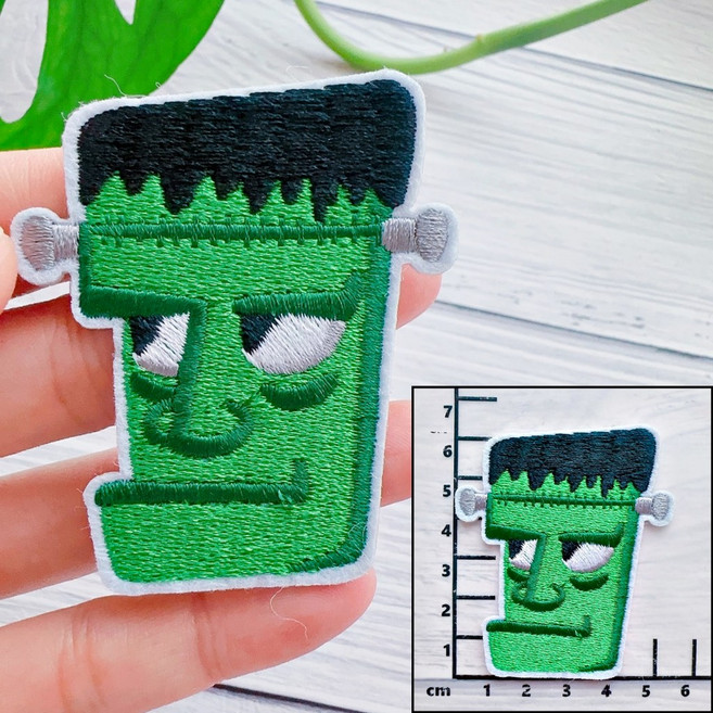 皮卡布 萬聖節 刺繡布貼 徽章 裝飾小物, 1個, 綠人 (熱熔膠款)