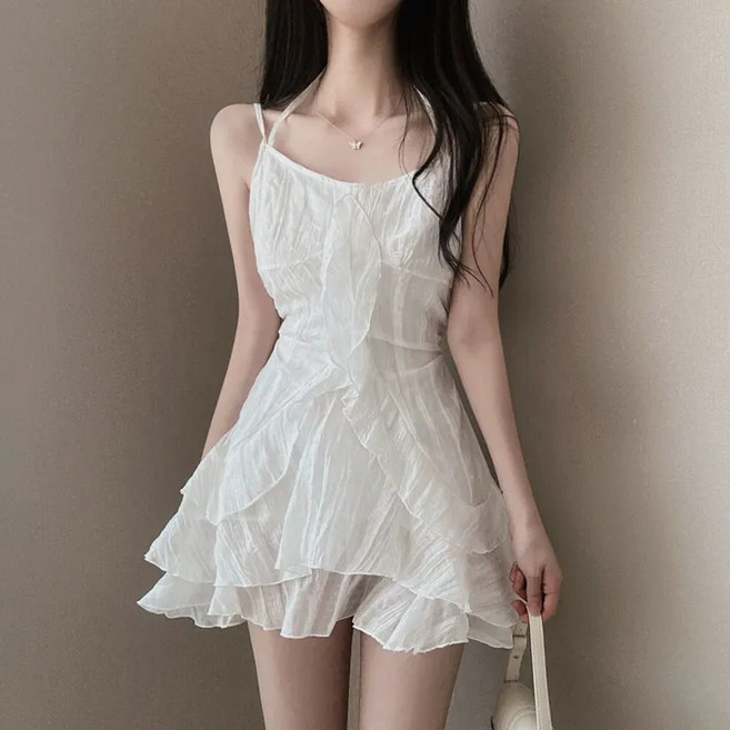 예쁨시전 여신강림 셔링 투웨이 스트랩 끈나시 A라인 미니 원피스