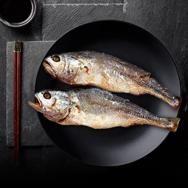 1.8kg(20미)/국내산 참조기 영광 법성포 가정용 전통 엮걸이 굴비, 가정용 굴비(선물포장), 1.8kg내외, 1개