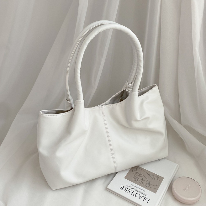 에브리테일 데일리 가죽 숄더백 아이패드 수납 가방