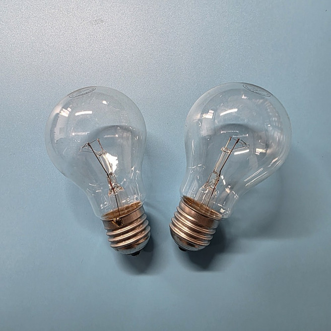 백열전구 220V 30W 투명 전구색 E26, 2개