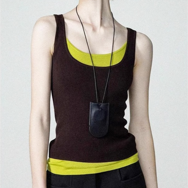 홍언목요 여성 투피스 끈나시 여름 레이어드 배색 끈나시 데일리 슬림핏 겹쳐 입다 민소매 탑