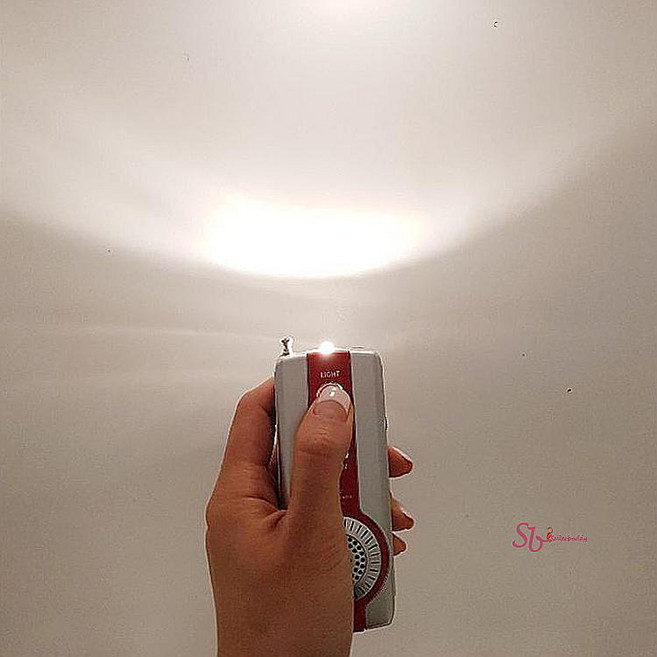 라디오 소형 미니 안테나 재난 fm 건전지 효도 휴대용 생존 배낭 포켓형 빈티지 오토스캔 전등iyu024, SBD_오토스캔라디오