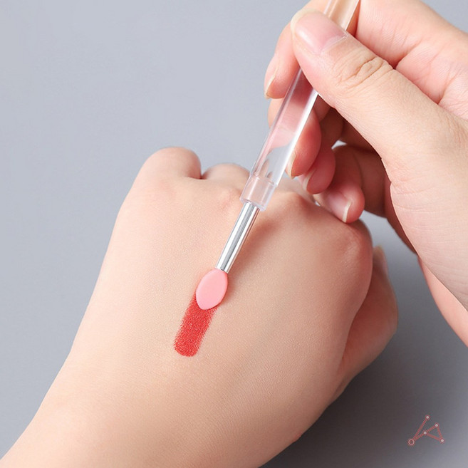 M&H _ 휴대용 미니 입술 립솔 립스틱 솔 붓 펜슬 브러쉬 브러시 메이크업 화장, 1개, 랜덤 색상