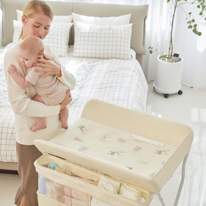 아가짱 접이식 기저귀갈이대 교환대 + 전용방수요, 기저귀교환대_베이지, 꽃갈피(S)