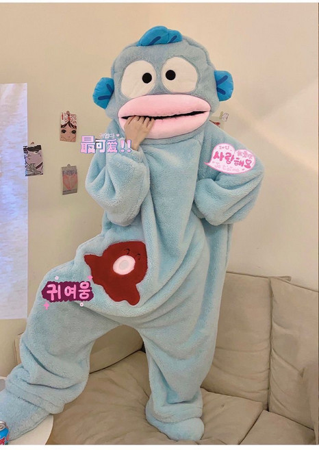 흰색 못생긴 물고기 한톤 원피스 잠옷 산호 벨벳 겨울 두꺼운 커플 재미있는 만화 잠옷 큰 입 물고기 외출복