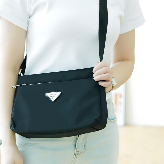 치리오백 국내제작 초경량 나일론 미니 크로스백