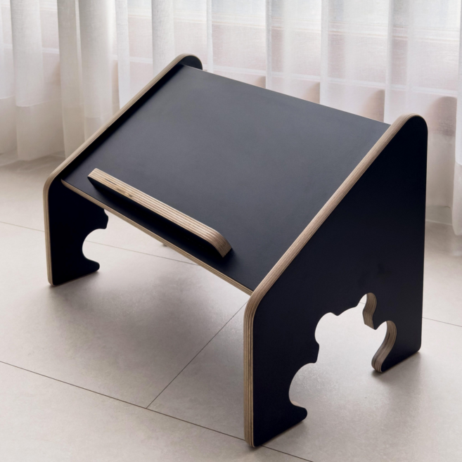 SE0등급 잼잼스토리 자작원목 유아 독서대, 블랙