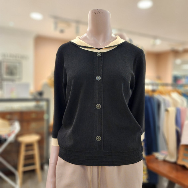 BCBG 둥근 카라 배색 P/O 니트 _ B4B4K415 99 [BLACK]