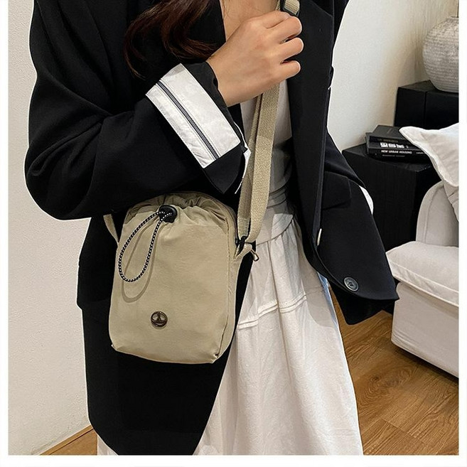 모던시스터즈 여성 여행용 미니 크로스백 가벼운 데일리 가방