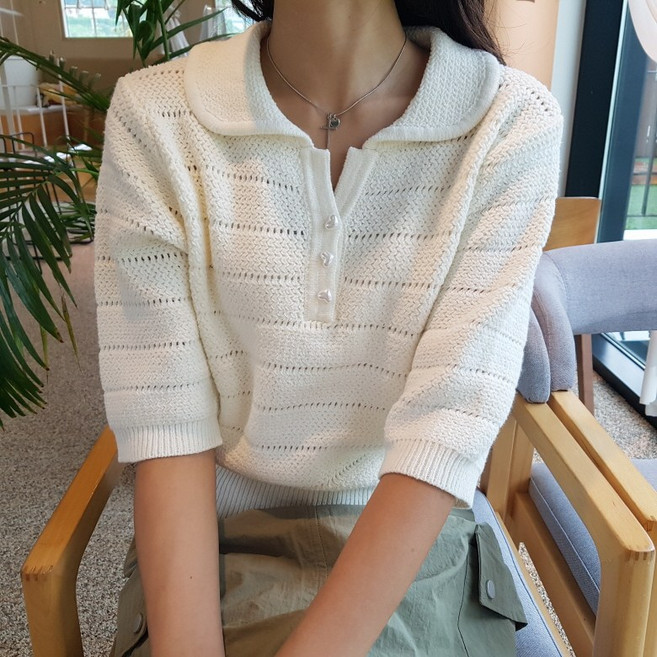 상상그이상 여성용 둥근 카라 넥라인 하트 진주 포인트 시스루 펀칭짜임 니트 여리핏 체형커버 간절기 가을니트 페미닌무드 니트탑