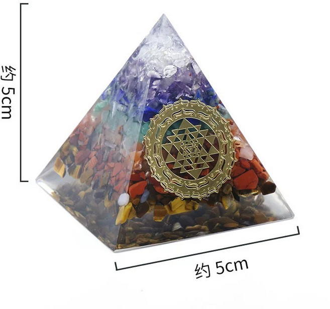 念念不忘 七彩碎石金字塔擺飾 多種水晶組合 居家能量擺件 5x5公分與6x6公分可選, 七彩碎石金字塔-5x5公分