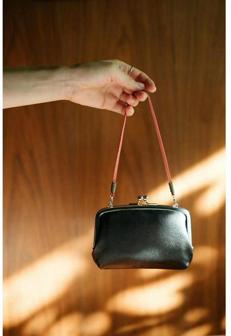 소우소우 가마구치백 소가죽 토트백 손가방 6310027