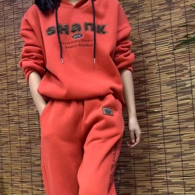 AREVI New겨울 여성 트레이닝복 세트기모 캐주얼 날씬해 보이는 빅사이즈 루즈핏