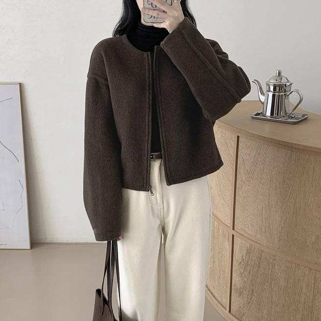 쪼예 프렌치 노카라 라운드 울 모직 집업 숏 자켓