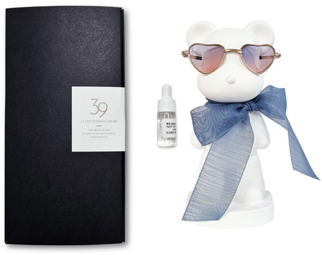 스탠딩 빅베어 하트선글라스 블루 리본 석고 프래그런스 오너먼트, 블랙체리