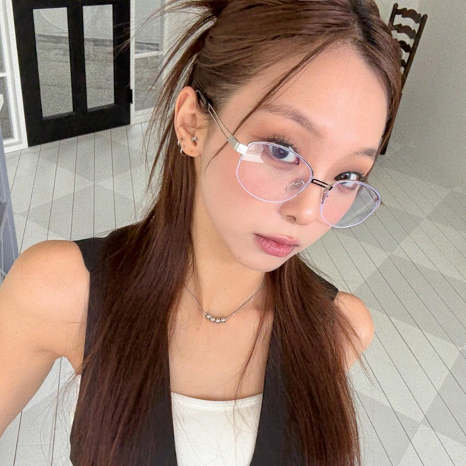 블루씨티 하프 클레르 투라인 메탈 반무테 안경