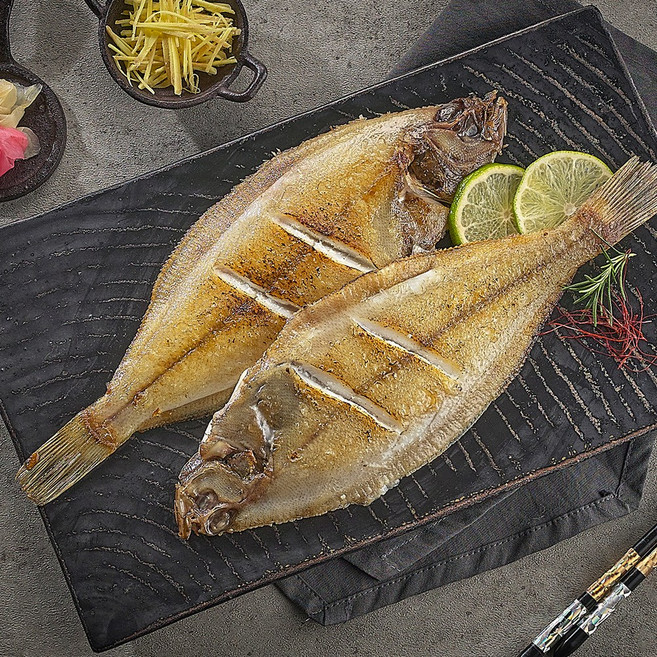 국내산 반건조 참가자미 2미 외 국내산천일염 / 전남여수, 1개, 국내산 반건조 참가자미 (25~29cm 미만)