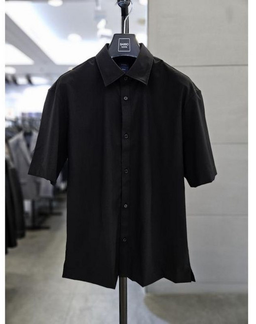 바쏘옴므 세이브존03 25 블랙4WAY 스트레치 세미오버 반팔셔츠 WSAGZ2TT57A