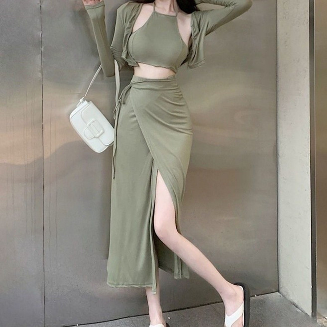 아이엠몽 여성 홀터넥 이너 긴팔 크롭 가디건 랩스커트 쓰리피스