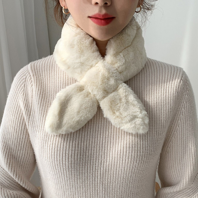 베리룸 쁘띠 토끼털 숏머플러 밍크