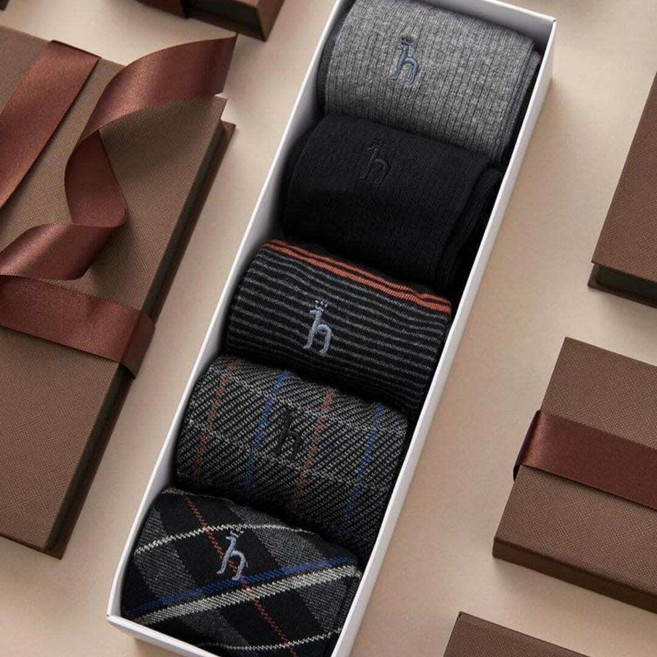 [국내백화점] 헤지스 [선물추천][ 퍼피자수 혼합 패턴 장목 양말 5종 세트 HJSS4F502WT 명품 양말선물