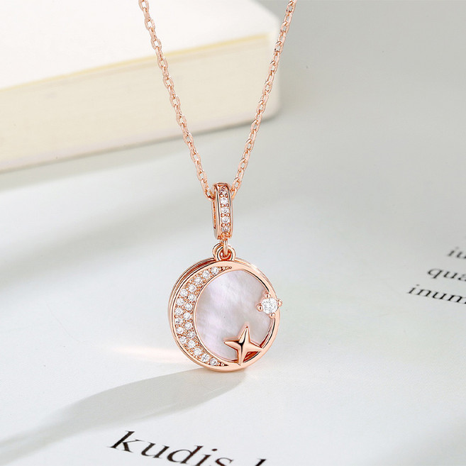 YANGTA 여성 14K 도금 고급 심플 초승달 목걸이 데일리 여자 목걸이